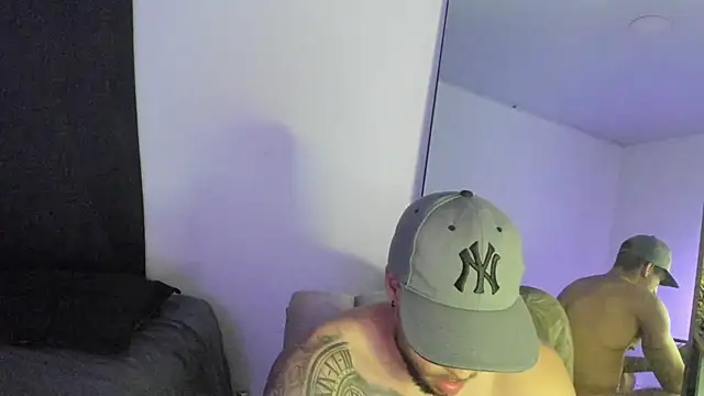 Snapshot of ThiagoLugo chatting on December 20, 6:42 am ThiagoLugo online show from December 20, 6:42 am