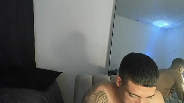 ThiagoLugo online show from February 11, 3:55 am