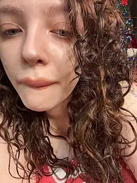 Snapshot of Hannah_xBaby chatting on February 1, 6:12 am Hannah xBaby online show from February 1, 6:12 am