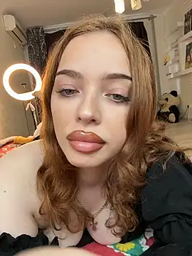 Snapshot of Hannah_xBaby chatting on April 3, 12:03 pm Hannah xBaby online show from April 3, 12:03 pm