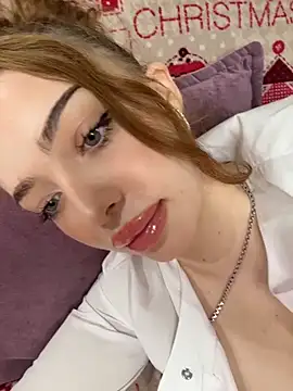 Snapshot of Hannah_xBaby chatting on May 21, 10:11 am Hannah xBaby online show from May 21, 10:11 am