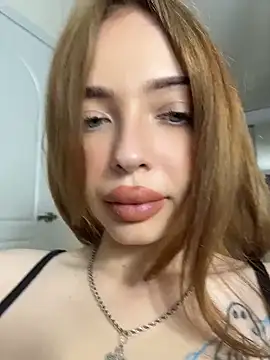 Snapshot of Hannah_xBaby chatting on June 3, 3:28 pm Hannah xBaby online show from June 3, 3:28 pm