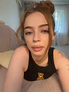 Snapshot of Hannah_xBaby chatting on July 8, 8:08 am Hannah xBaby online show from July 8, 8:08 am
