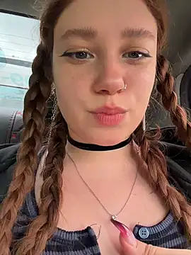 lucy-joy online show from July 29, 10:02 am