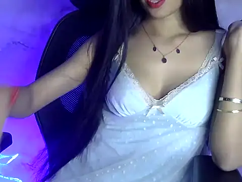 Snapshot of Shizuka_11 chatting on October 23, 7:23 pm Shizuka 11 online show from October 23, 7:23 pm