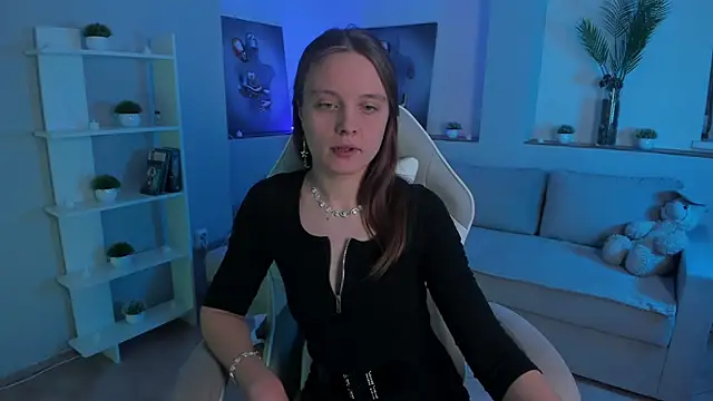 AlicePill online show from November 14, 1:48 am