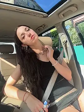 DollyTall online show from July 30, 3:27 am
