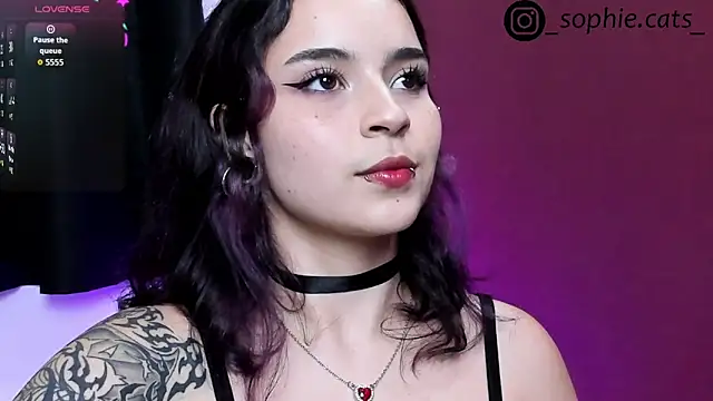 SophieCats online show from October 29, 11:06 pm