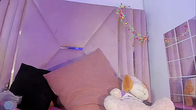 Snapshot of barbieambar chatting on June 4, 6:58 pm barbieambar online show from June 4, 6:58 pm