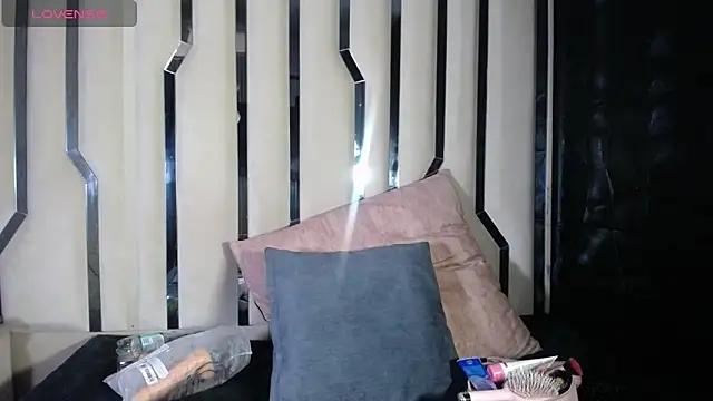 Snapshot of barbieambar chatting on June 20, 7:27 pm barbieambar online show from June 20, 7:27 pm