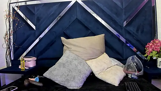 Snapshot of barbieambar chatting on July 12, 3:14 pm barbieambar online show from July 12, 3:14 pm