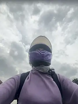 Camilla Miller01 online show from March 5, 5:53 pm