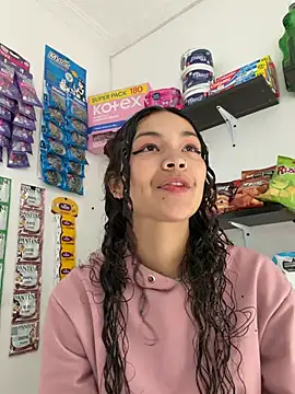 Snapshot of Camilla_Miller01 chatting on May 11, 6:16 pm Camilla Miller01 online show from May 11, 6:16 pm