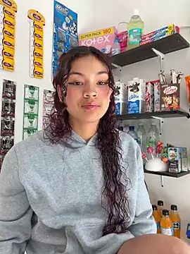 Snapshot of Camilla_Miller01 chatting on June 3, 8:03 pm Camilla Miller01 online show from June 3, 8:03 pm