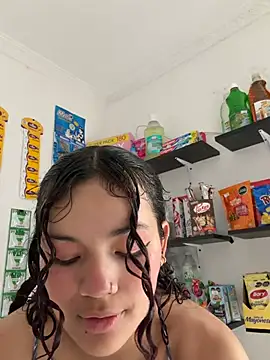 Snapshot of Camilla_Miller01 chatting on June 6, 1:05 pm Camilla Miller01 online show from June 6, 1:05 pm