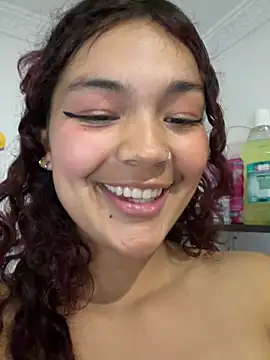 Snapshot of Camilla_Miller01 chatting on June 11, 12:32 am Camilla Miller01 online show from June 11, 12:32 am