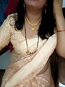 Snapshot of Niharika555 chatting on May 6, 3:06 pm Niharika555 online show from May 6, 3:06 pm