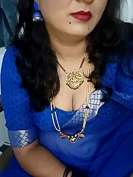 Snapshot of Niharika555 chatting on July 6, 4:42 pm Niharika555 online show from July 6, 4:42 pm