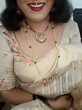 Snapshot of Niharika555 chatting on July 12, 9:44 am Niharika555 online show from July 12, 9:44 am