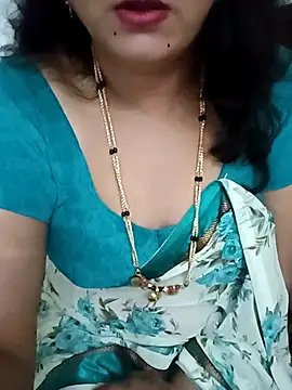 Snapshot of Niharika555 chatting on July 14, 4:34 pm Niharika555 online show from July 14, 4:34 pm