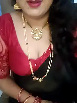 Snapshot of Niharika555 chatting on July 18, 6:39 am Niharika555 online show from July 18, 6:39 am