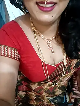 Snapshot of Niharika555 chatting on July 28, 6:20 pm Niharika555 online show from July 28, 6:20 pm