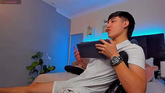 Ares di martin online show from December 16, 4:01 pm