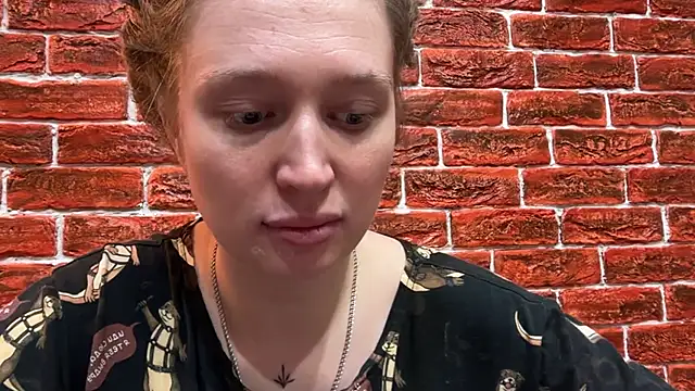 Snapshot of CitrusBlissss chatting on October 19, 3:34 pm CitrusBlissss online show from October 19, 3:34 pm