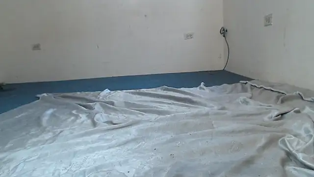 BlondZilla online show from November 11, 3:45 pm