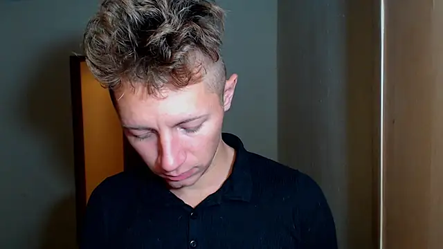 BlondZilla online show from December 4, 3:05 am