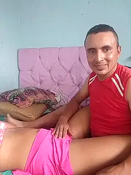 miroqui143 online show from February 25, 9:35 pm