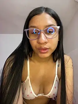 Snapshot of Danny_gonza chatting on February 19, 7:10 pm Danny gonza online show from February 19, 7:10 pm