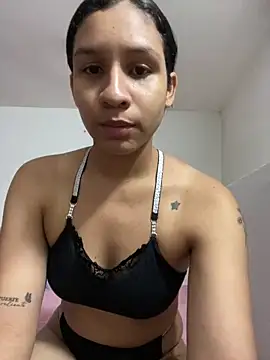 Snapshot of Danny_gonza chatting on April 5, 8:39 pm Danny gonza online show from April 5, 8:39 pm