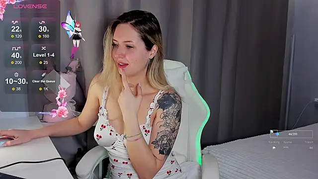 coldcherryeclipse  online show from October 31, 6:58 am