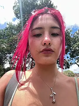 Snapshot of sorpresa_x chatting on August 2, 5:00 pm sorpresa x online show from August 2, 5:00 pm