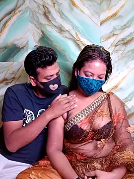 hornyzinia123 online show from October 4, 4:05 pm