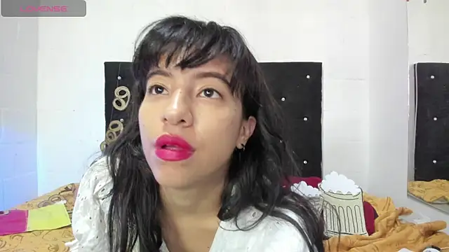 Snapshot of princess_Gyal chatting on October 5, 2:15 pm princess Gyal online show from October 5, 2:15 pm