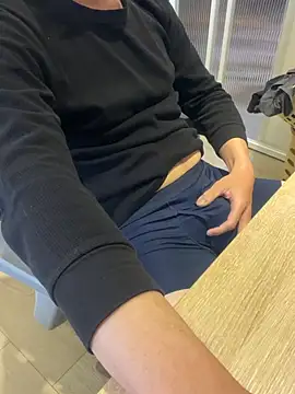 qaz23257 online show from March 12, 6:30 am