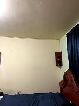 Snapshot of MaxDell chatting on September 17, 3:41 am MaxDell online show from September 17, 3:41 am