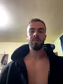 Snapshot of MaxDell chatting on September 18, 2:13 am MaxDell online show from September 18, 2:13 am