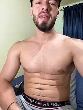 Snapshot of MaxDell chatting on September 24, 3:43 am MaxDell online show from September 24, 3:43 am