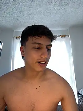 Snapshot of ErosVale chatting on November 15, 1:07 pm ErosVale online show from November 15, 1:07 pm