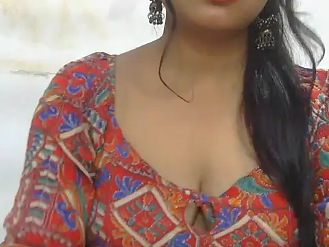 Snapshot of POOJA_199 chatting on October 25, 7:16 am POOJA 199 online show from October 25, 7:16 am