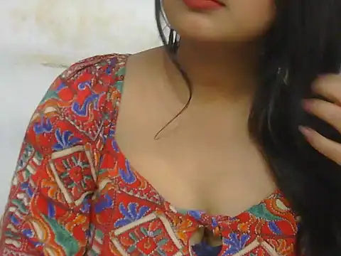 Snapshot of POOJA_199 chatting on December 4, 10:02 am POOJA 199 online show from December 4, 10:02 am