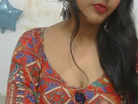 POOJA 199 online show from February 1, 9:19 am