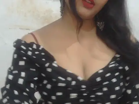 POOJA 199 online show from July 16, 8:09 am