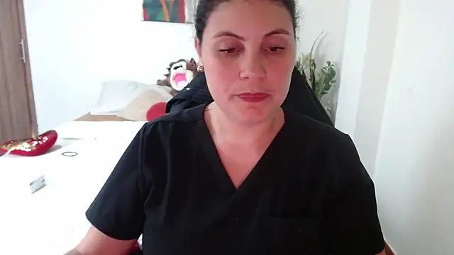 Secret Bella online show from October 1, 4:35 pm