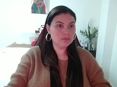 Secret Bella online show from October 4, 12:25 pm