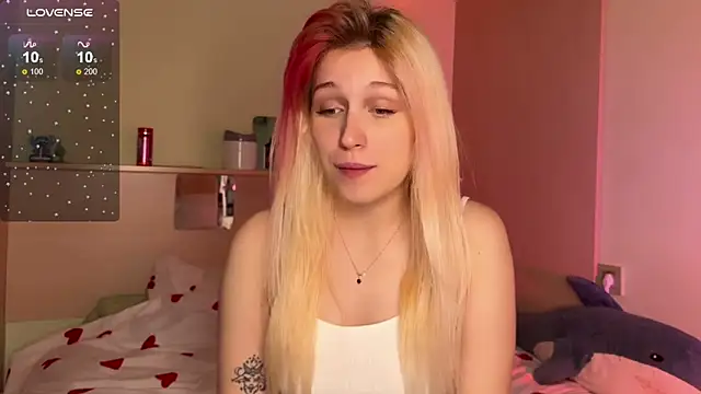  Annabel Myr  online show from October 12, 11:09 am