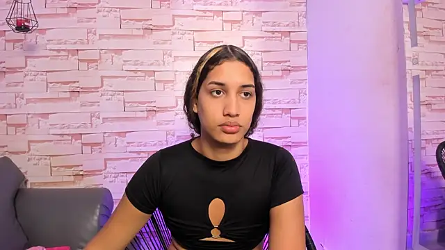 Snapshot of candice777 chatting on May 9, 8:47 pm candice777 online show from May 9, 8:47 pm